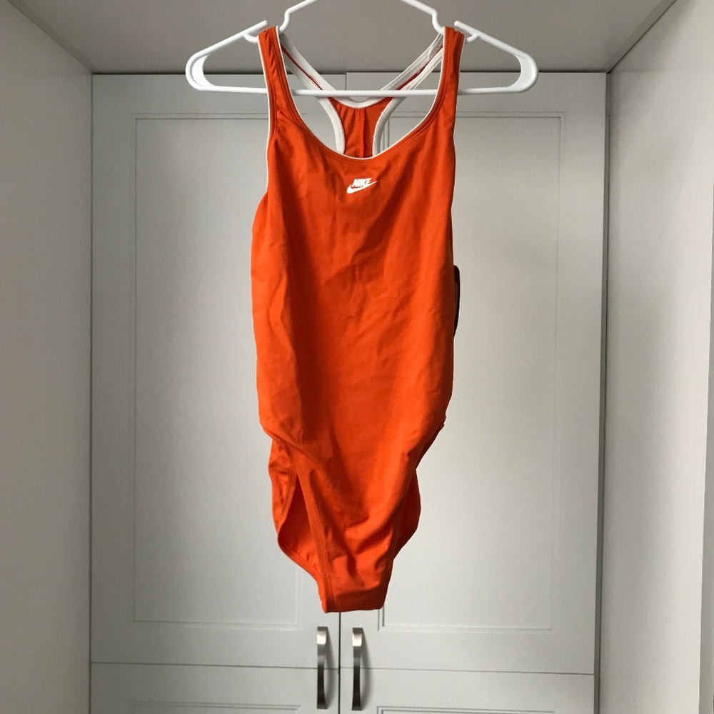 Nike Girls / Young Women’s Swimsuit Bathing Suit Size 16 Orange One Piece NWT